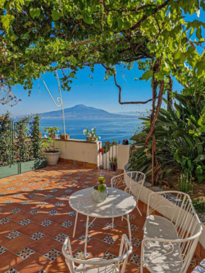 La Torretta Sea View Rooms